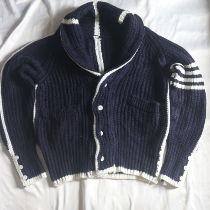 (Mirip THOM BROWNE)Shawl Collar Cardigan Tebal HangatKnitwear Sweater Sweatshirt Crewneck Rajut Wool