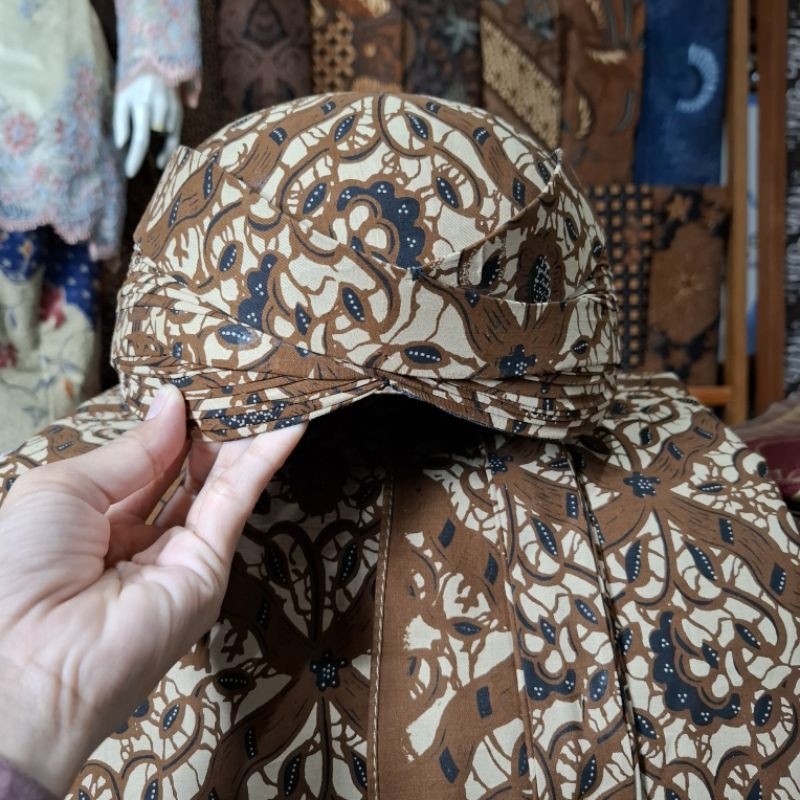 Kain Jarik Rok Wiru Blangkon Batik Sidomulyo Dagel Pecahan Coklat Lasem Busana Pengantin Adat Solo S