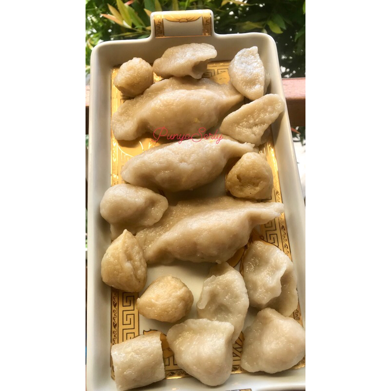

pempek ikan . adaan/kulit/telor/kates/lenjer
