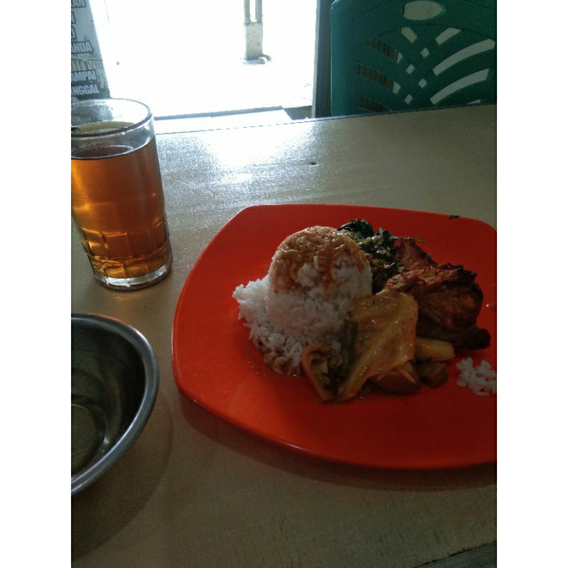 

nasi padang bikin kenyang