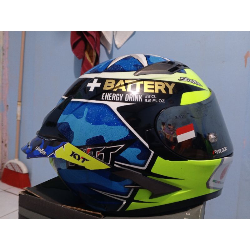 KYT vendetta 2 size L second helm only