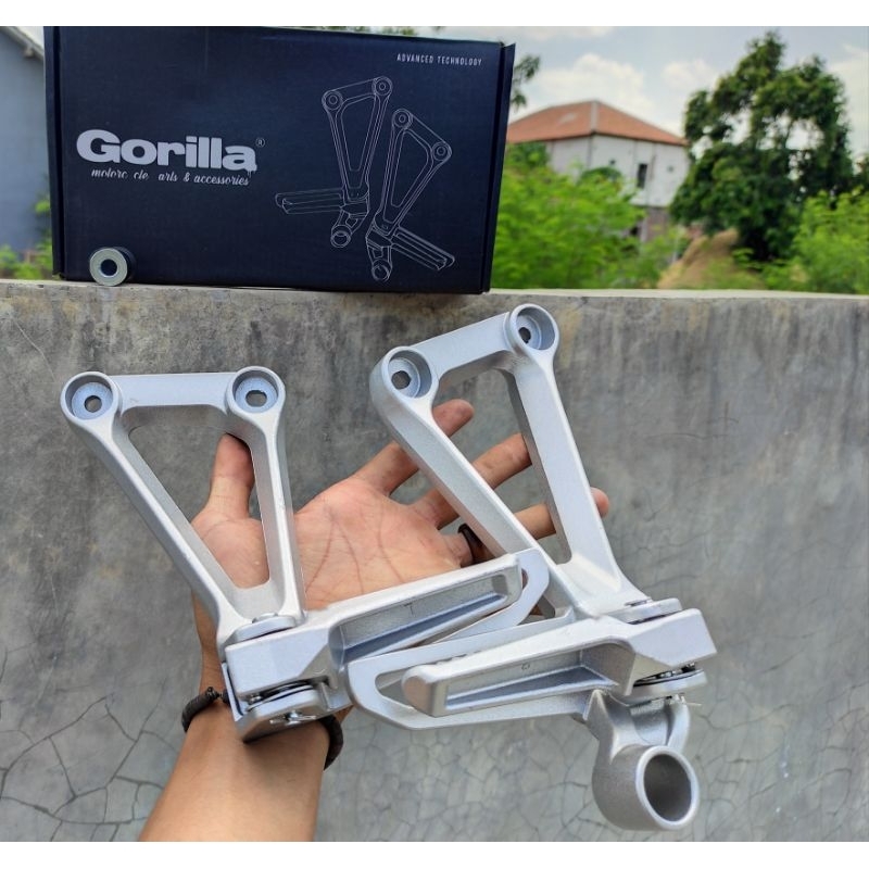 POSTEP FOOTSTEP GANTUNG CBR K45 N IMPORT GORILLA BASTEP FOTSTEP GANTUNG CBR K 45 N FOOTSTEP BELAKANG