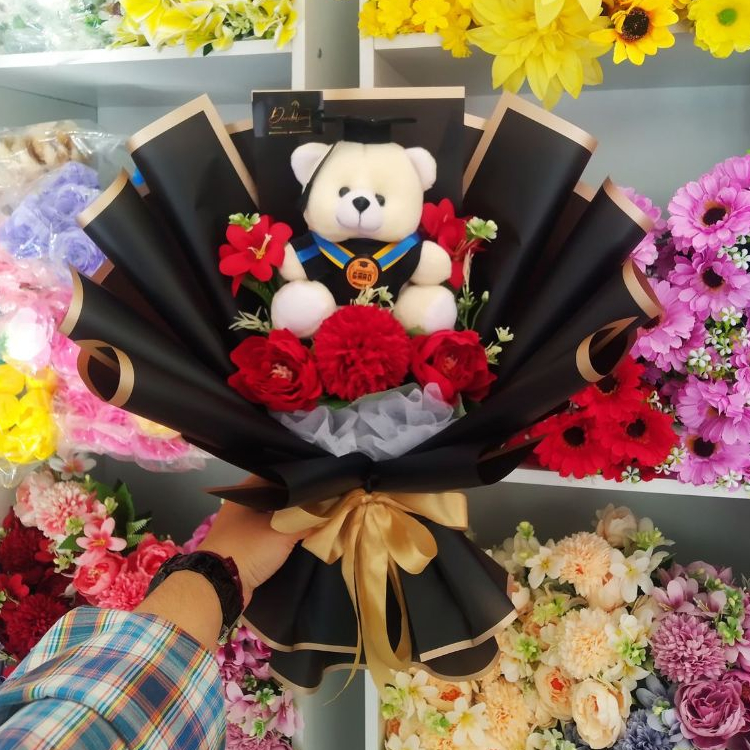 BUKET BONEKA WISUDA | BUKET WISUDA | BUKET BUNGA | bucket bunga | kado ulang tahun cewek | bouquet b