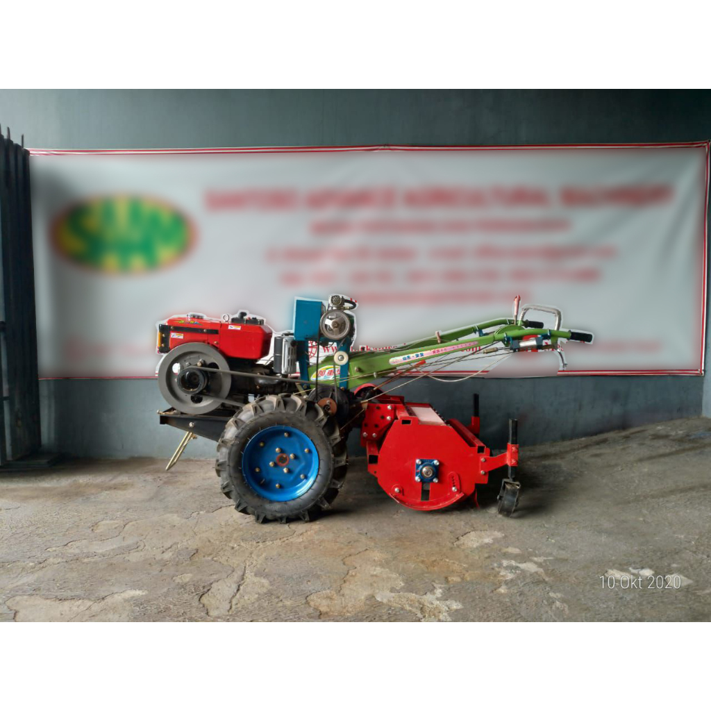 Traktor / Tractor Tipe 101 + Mesin Diesel (12HP) Tipe ZR195NL + Implemen Pembabat Semak