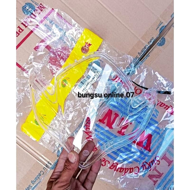 Kaca mika lampu depan satria Fu barong