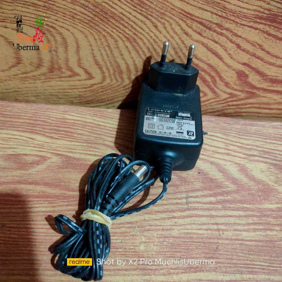 adaptor linksys hk-c212-a12 12v 1a adapto