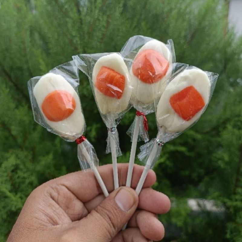 

PERMEN LOLIPOP BENTUK TELUR CEPLOK SATU PAK ISI 20 PCS