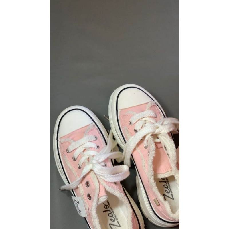 sepatu zealo brand size 39