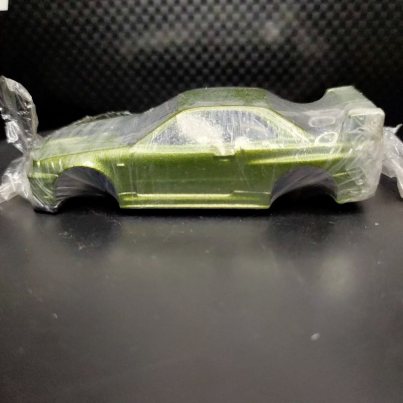 Hot Wheels nissan skyline R34 hijau unspoon / factory unrivet