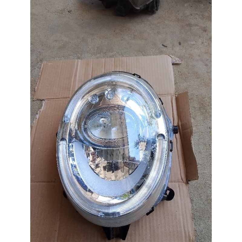 headlamp reflektor lampu depan Honda Scoopy fi ESP Scoopy donat LED 2017 2018 2019 original