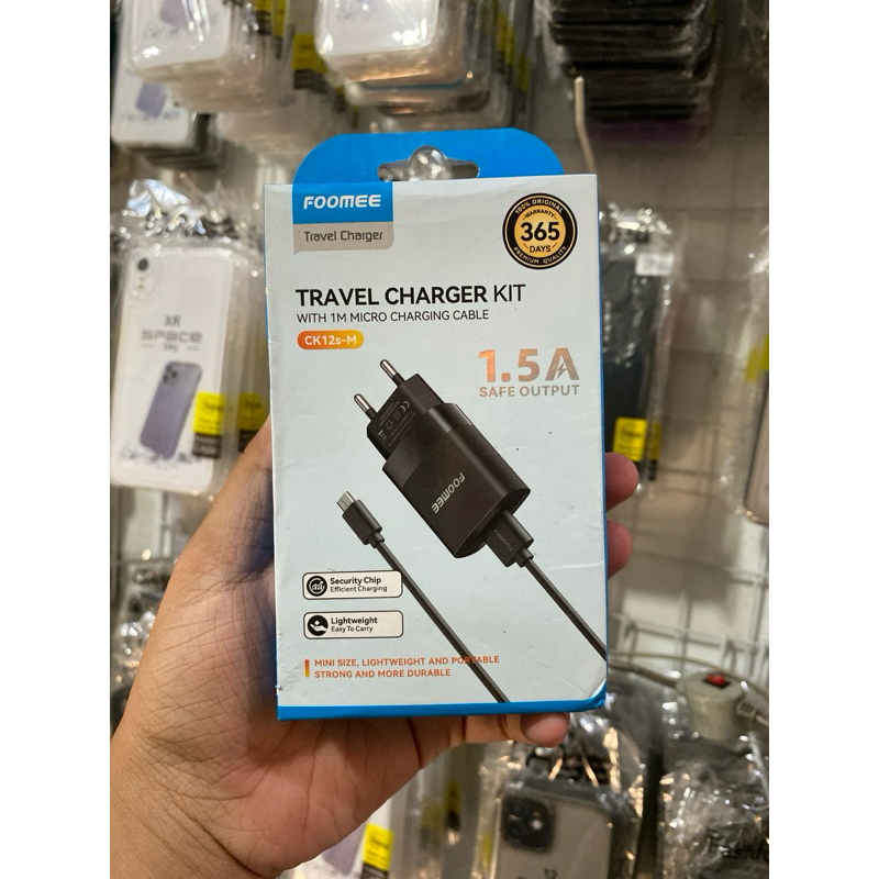 Navara - Foomee Travel Charger Kit Micro Cable