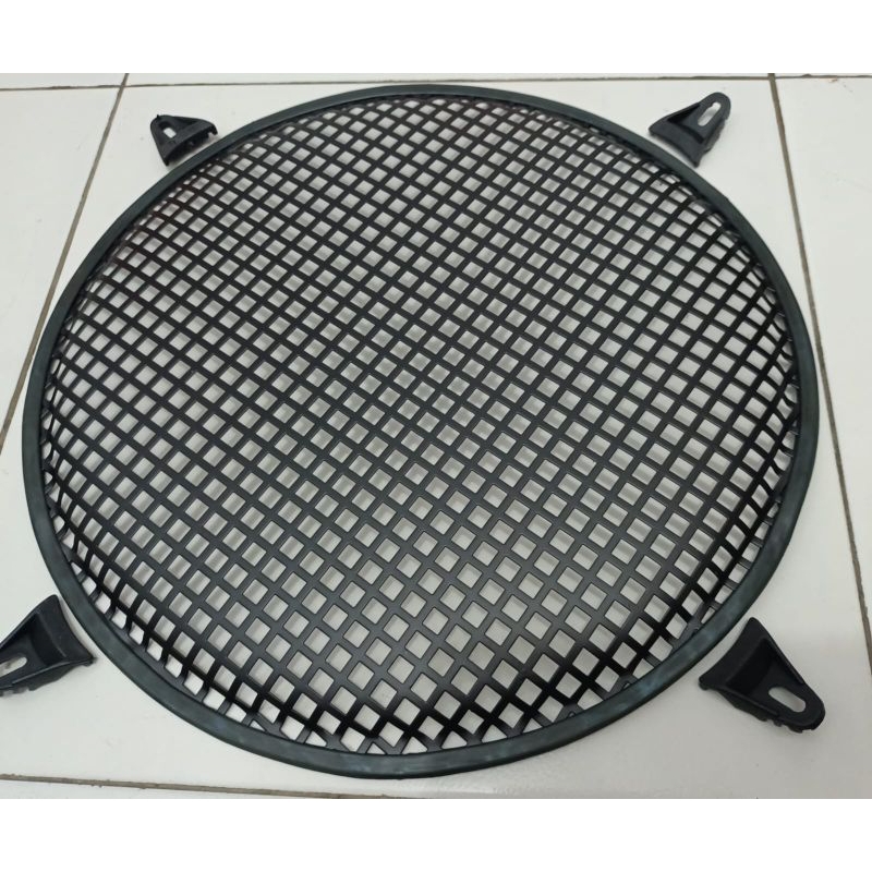 tutup speaker 15" / ram subwoofer 15"/grill Speaker ukuran 15 inch bahan besi tebel dan berkualitas