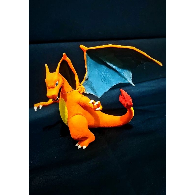 Pokemon figure charizard