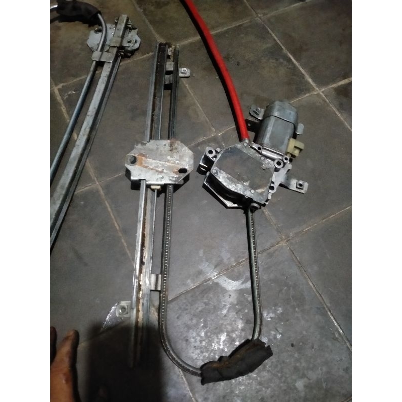 Power window depan Mercy w124