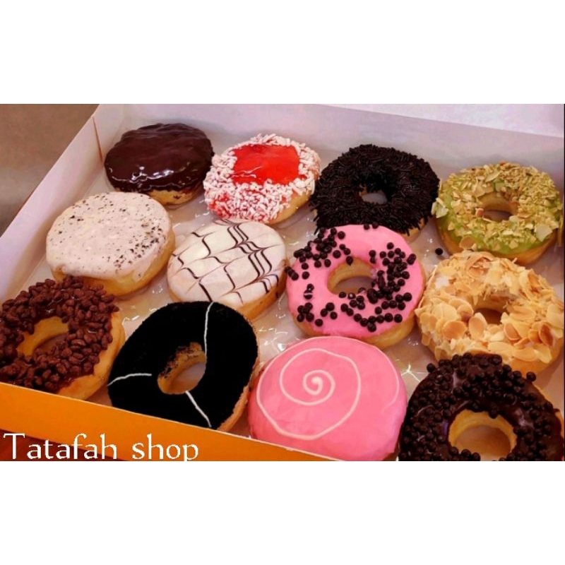 

j.co ORI 1 lusin dengan berbagai varian donut j.co