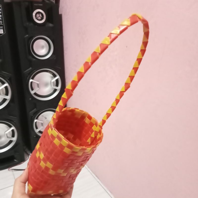 Tempat botol minum dari sedotan plastik, prakarya anak sekolah