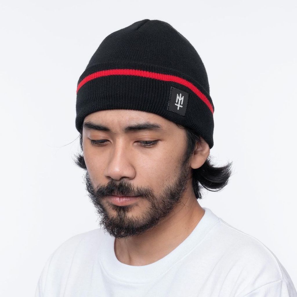 MATERNAL DISASTER "REANT" BEANIE HOOPS BANJARBARU