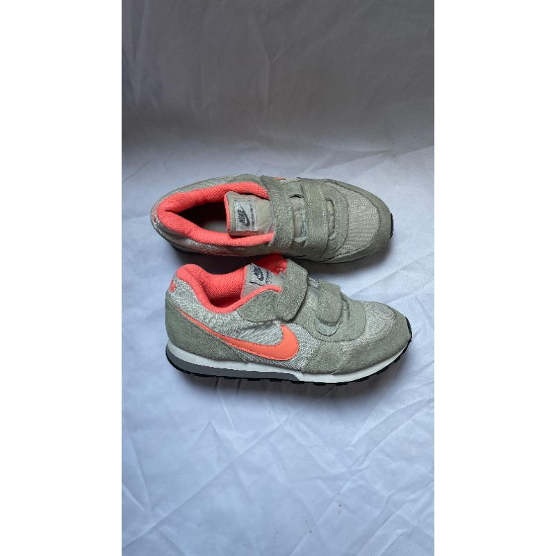 Nike MD Runner kids (sepatu anak)