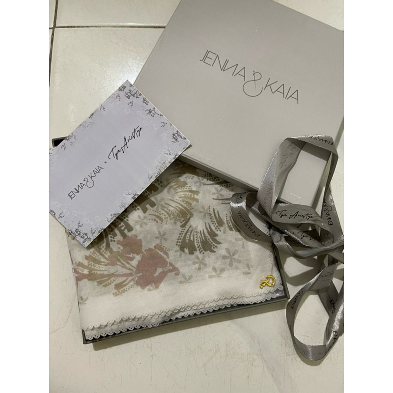 Preloved hijab Jenna n Kaia