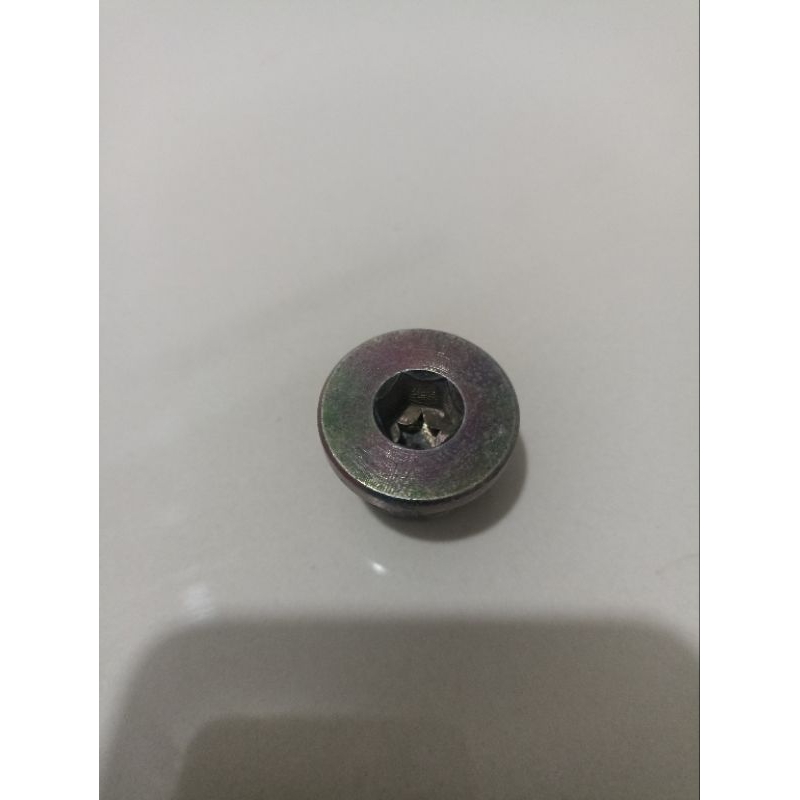 BAUT PEMBUANGAN OLI TRANSMISI DATSUN