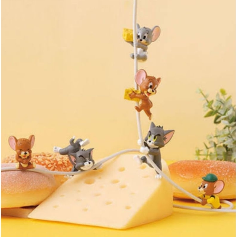 Gatchapon Tom and Jerry Hugcot