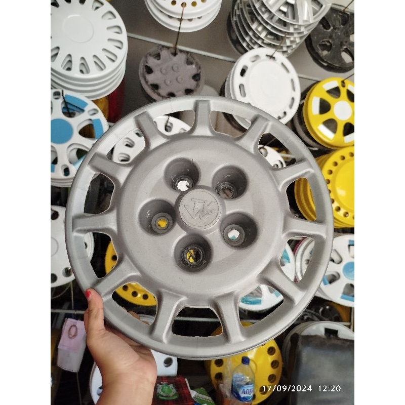 (1Biji) Wheeldop TK TRUK baut 5 bahan plastik ring 14 untuk l300,grandmax dan lainnya