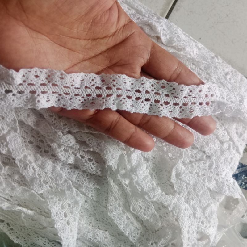 renda rajut elastis motif tengah harga permeter warna putih