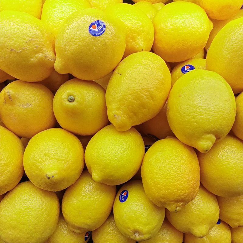 

Jeruk Lemon Australia / Lemon Import / Empuk - Banyak Airnya / 1 KG (±5-6 Buah)