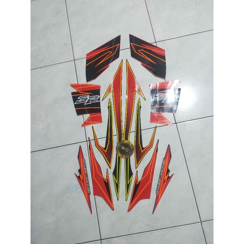 sticker striping Lis body set Suzuki smash new 110 SR 2007 merah hitam original