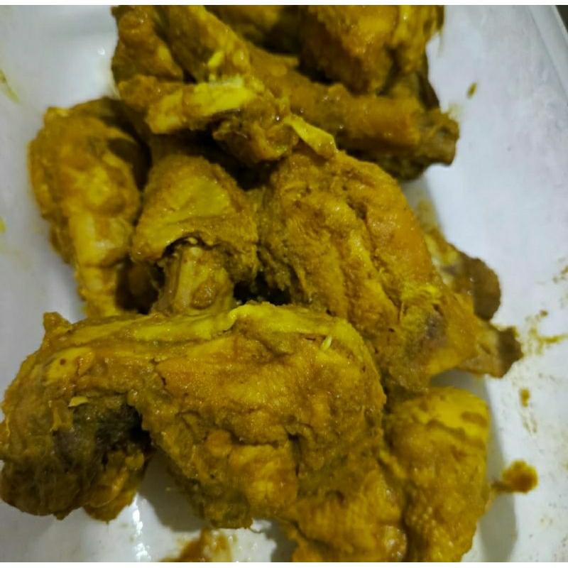 

AYAM UNGKEP BUMBU KUNING