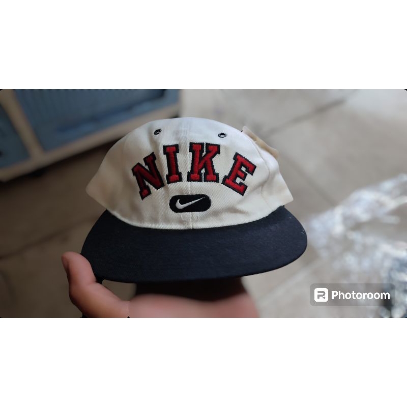 nike vintage snapback