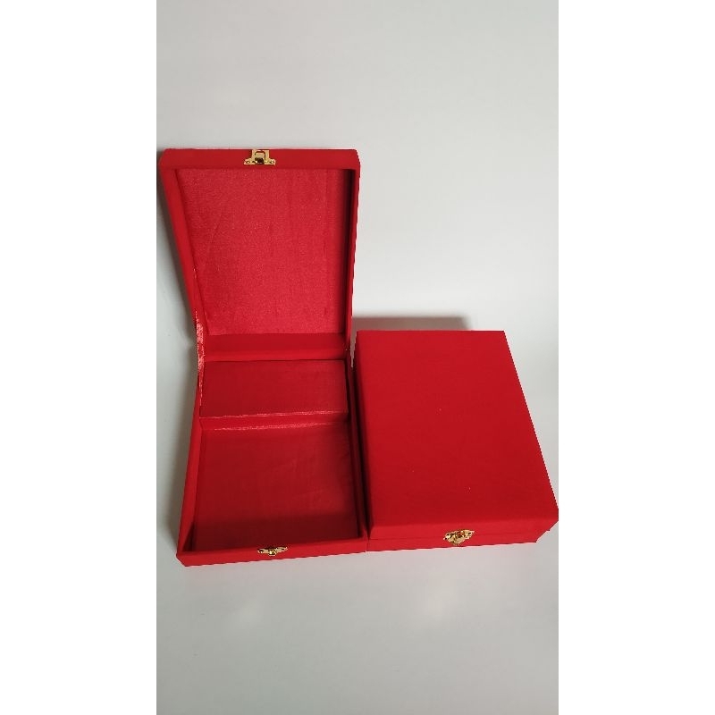 box plakat ukuran 25x16x5