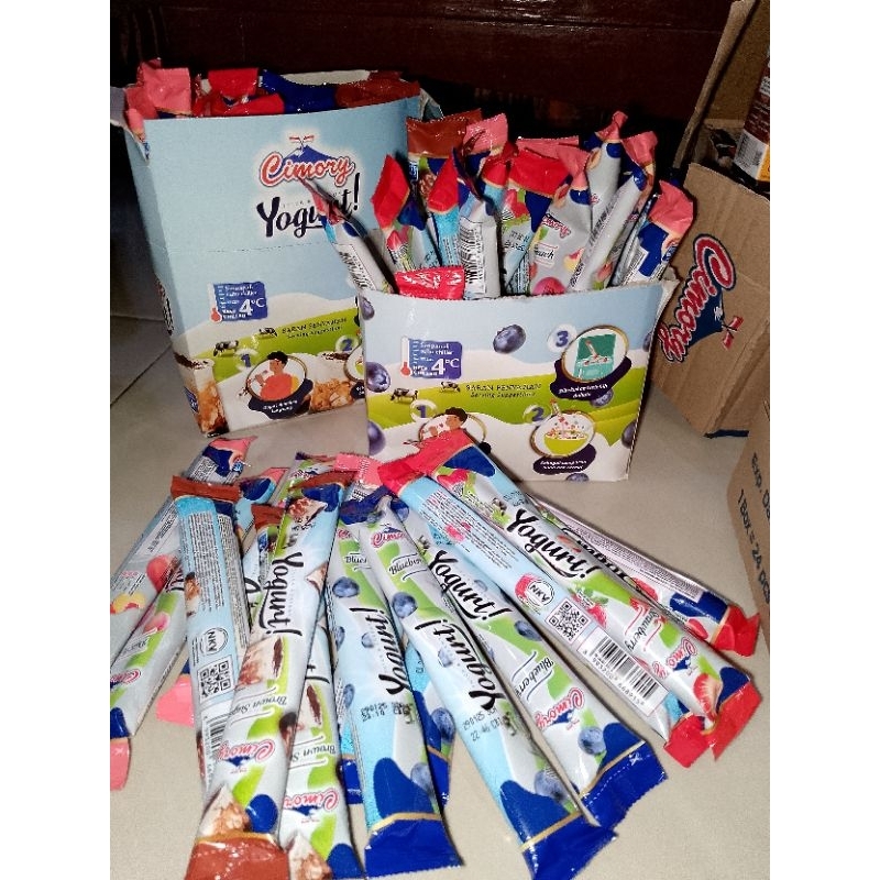 

CimoryYogurtStick