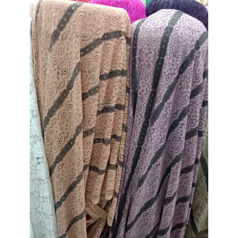 kain brukat katun salur | brukat motif | bahan katun | brukat