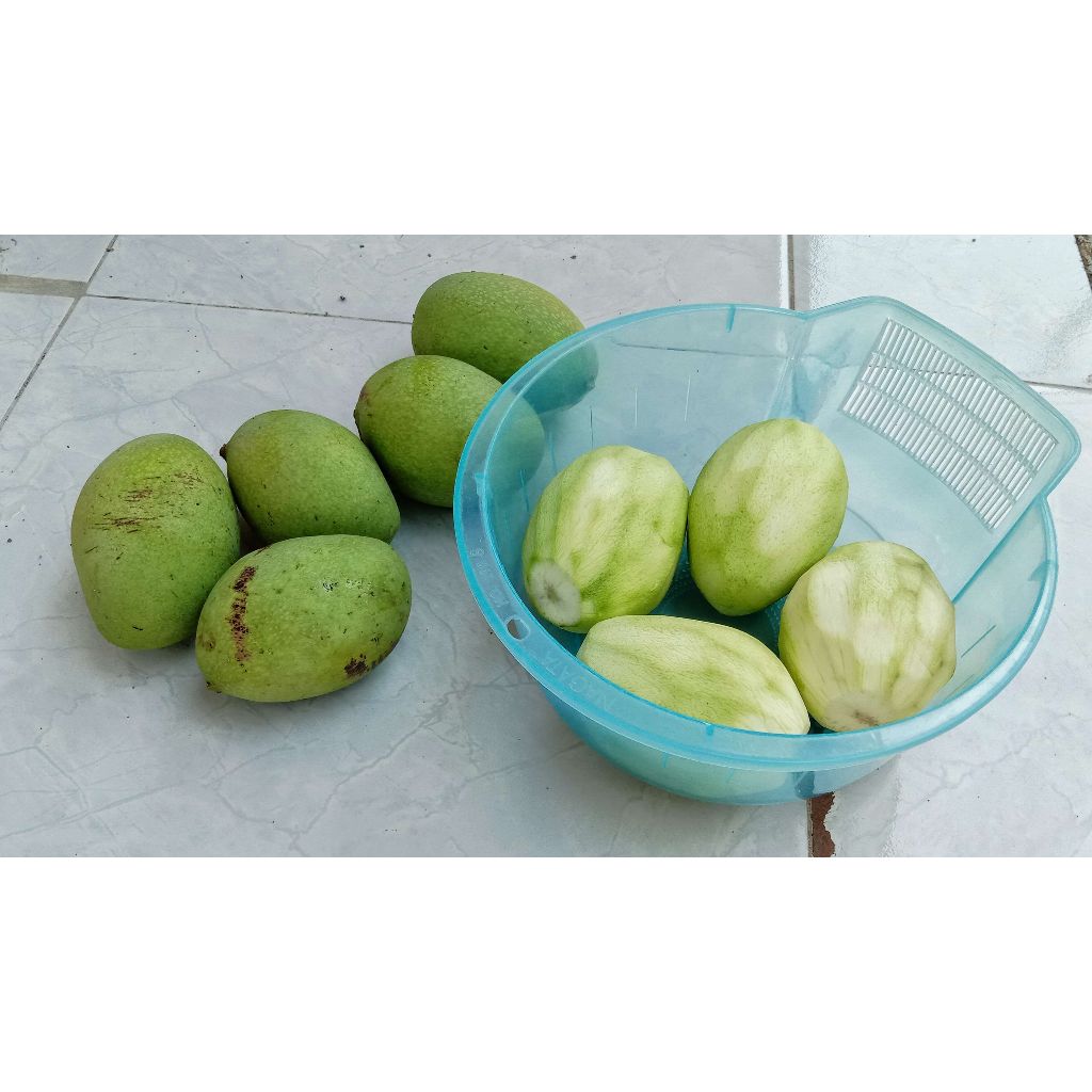 

Mangga Muda / Pencit Fresh 500gram - Sayur Segar Instan Malang