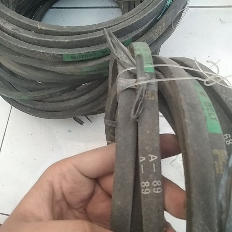 V-Belt/vanbelt Bando A89