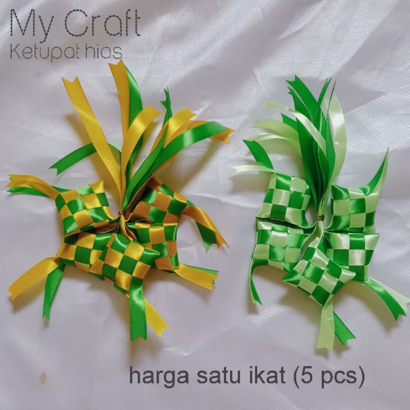 

Ketupat Hias Parcel hantaran Lebaran