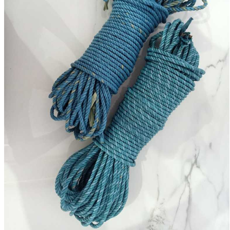 

TALI TAMBANG | Tali Tambang Rafia 6 mm Panjang 40 Meter