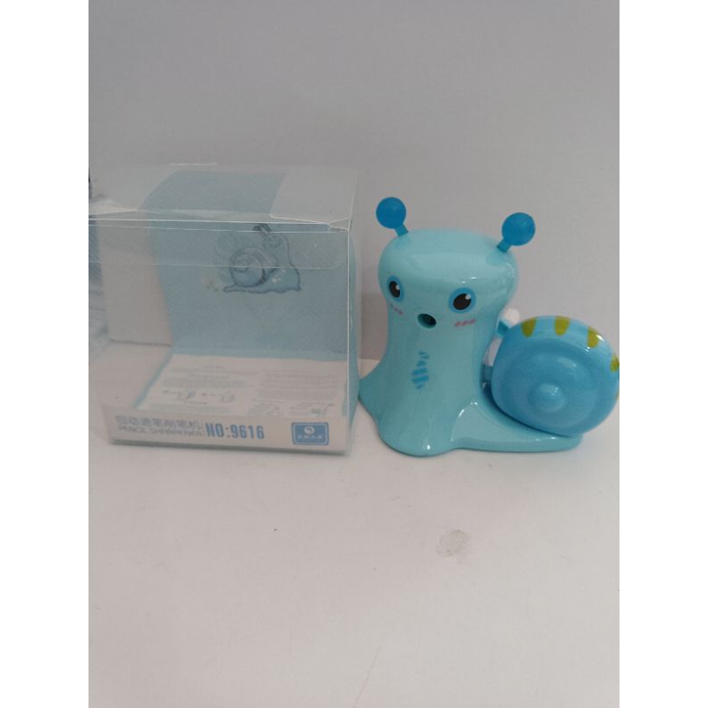 

RAUTAN PENSIL MEJA PUTAR BENTUK KEONG PLUS ANAK SATUAN