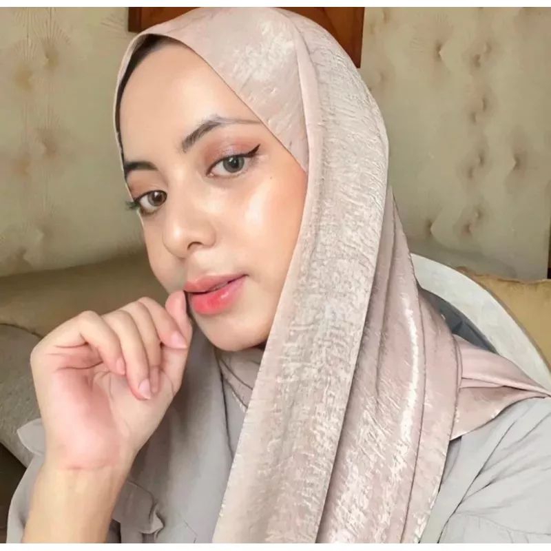 Hijab Pashmina Slik Santorini Velvet ( Pakai Label Alloy Gold Alesha)