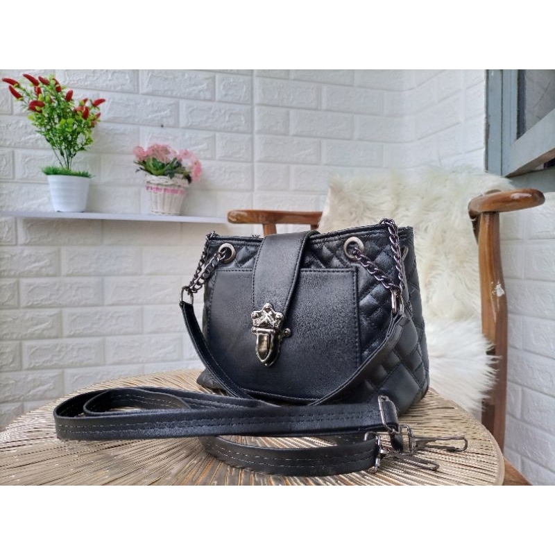 SYAHRILLA FASHION TAS WANITA SELEMPANG RANTAI HITAM