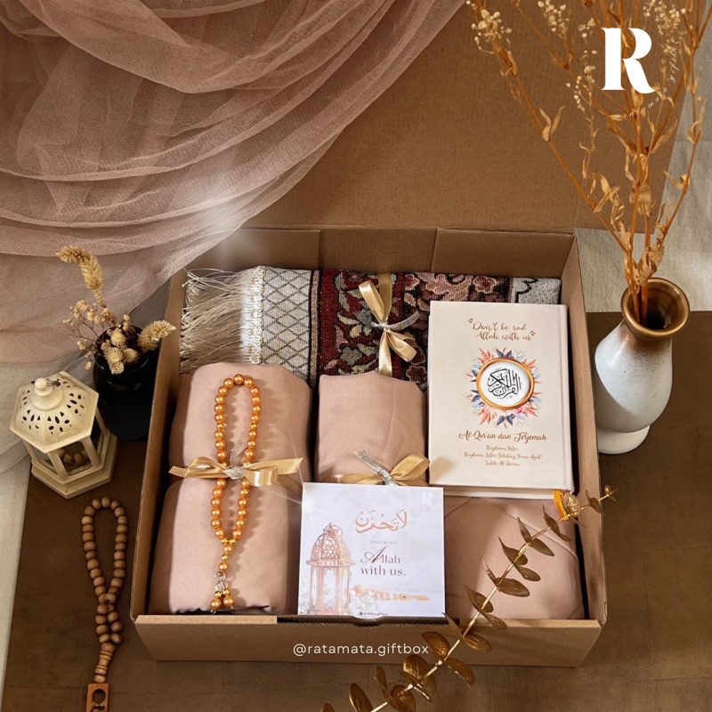 Hampers Mukena Set Seserahan Alat Sholat Hadiah Pernikahan Kado Istri Kado Cewek Hampers Wisuda Hadi