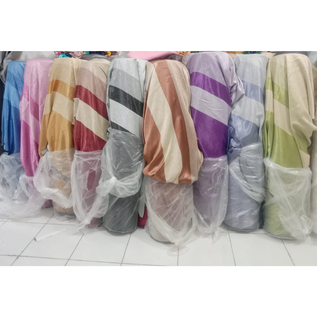 bahan kain aja)kain gorden motip pelangi bahan korden tebal