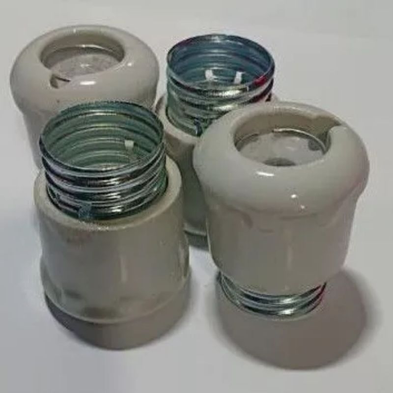 Kop rumah sekring batu / rumah sekring batu