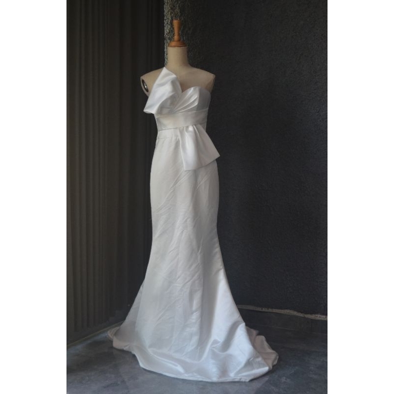 Preloved Wedding Dress