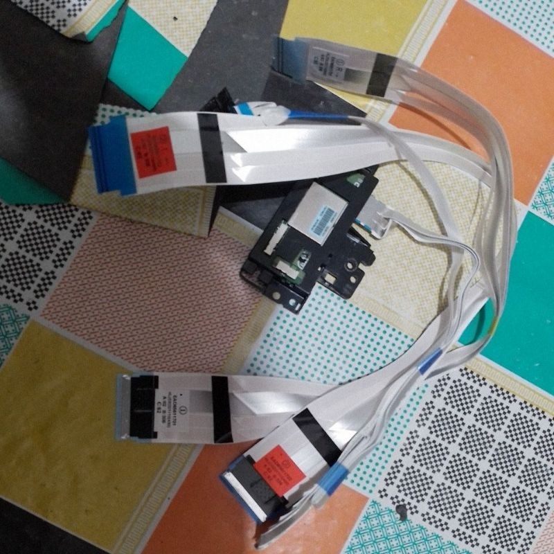 Sensor dan Fleksibel LVDS LG 65UP7750PTB