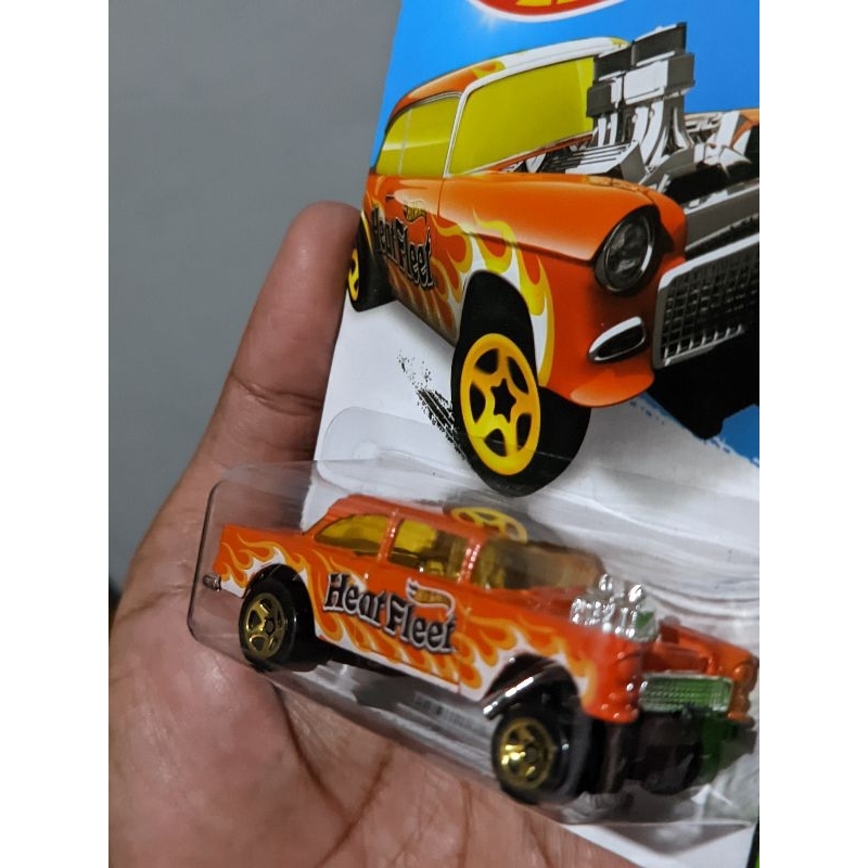 mainan diecast hotwheels hot wheels hw 56 chevy bel air gasser orange oren