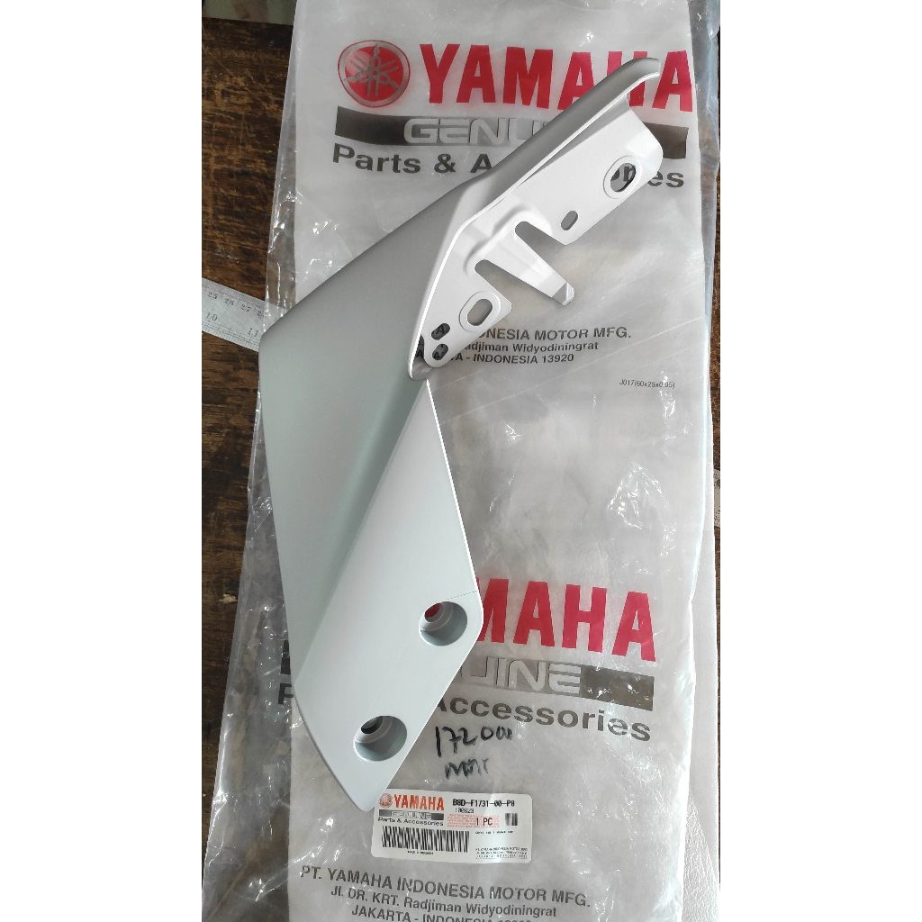 body belakang kiri mt15 ori