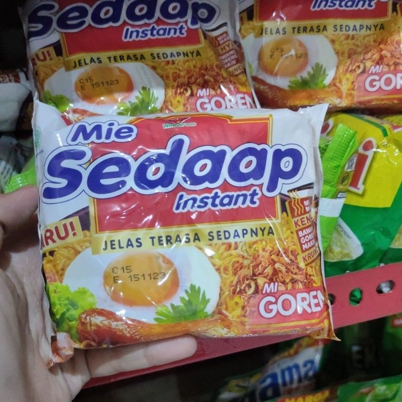 

Mie sedaap goreng dan soto