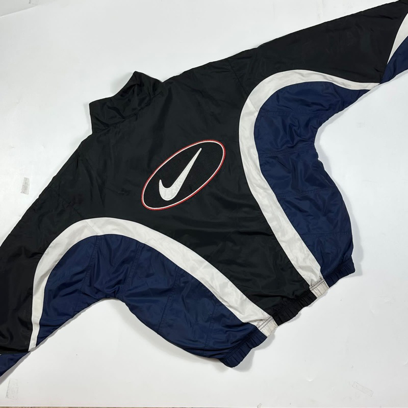 nike oval vtg